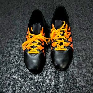 Adidas cleats size 6
